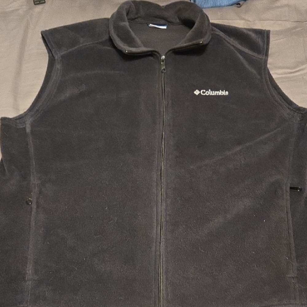 Columbia Dark Fleece Vest